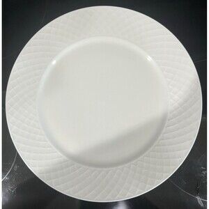 Mikasa Trellis White Dinner Plate 11" Bone China Embossed Lattice Rim